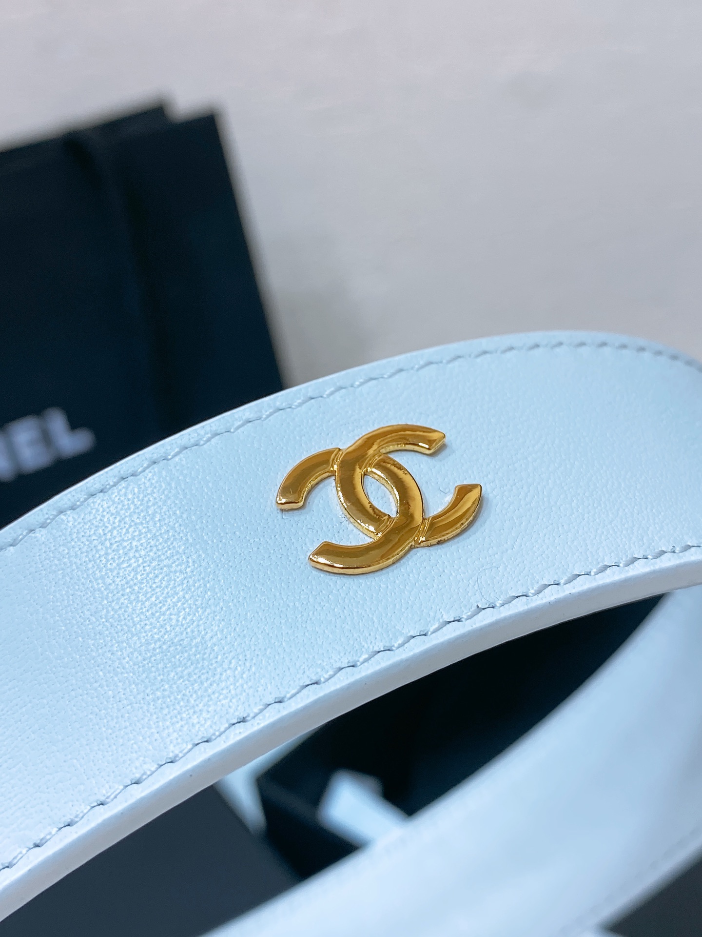 Chanel24c黄铜金属logo搭扣黄铜金属进口胎牛皮平纹带身CC金属带身手感柔软细腻3.0cm