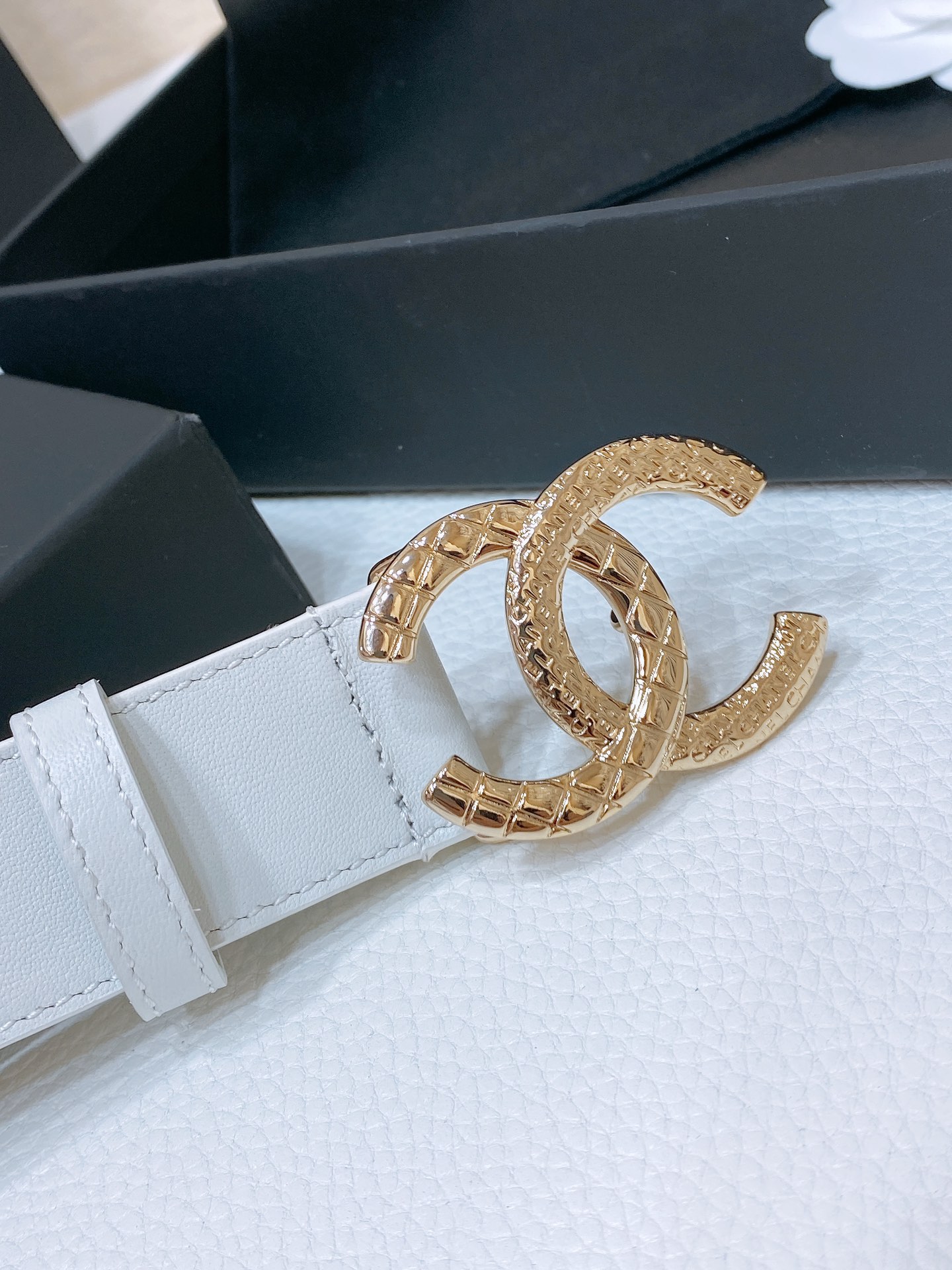 Chanel24c黄铜金属logo搭扣黄铜金属进口胎牛皮平纹带身CC金属带身手感柔软细腻3.0cm