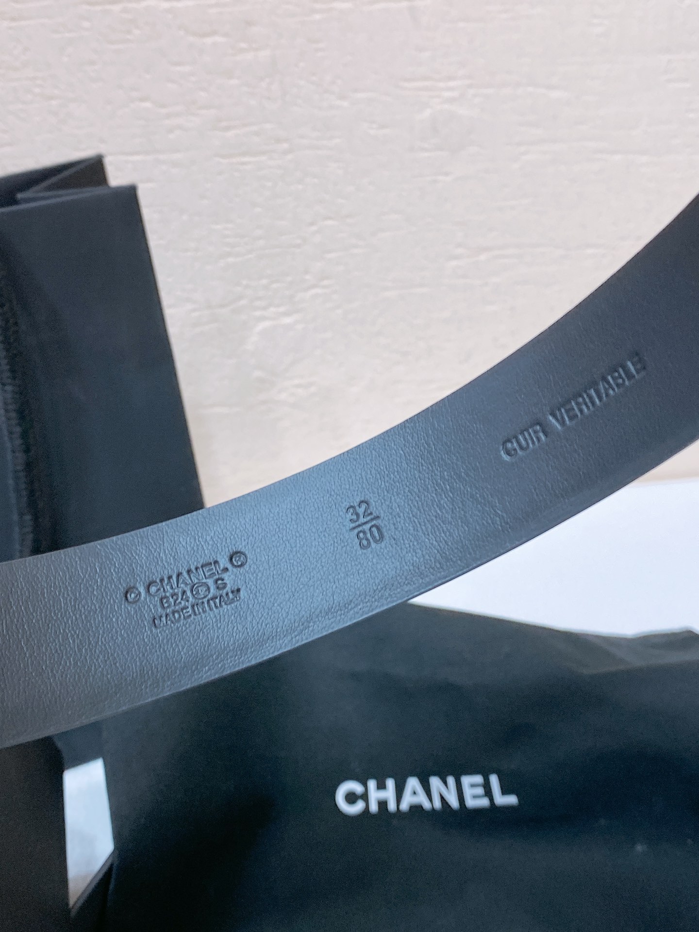 Chanel24c黄铜金属logo搭扣黄铜金属进口胎牛皮平纹带身CC尾巴logo手感柔软细腻3.0cm