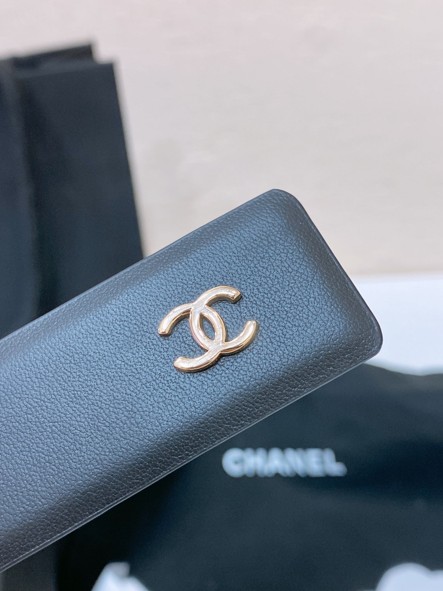 Chanel24c黄铜金属logo搭扣黄铜金属进口胎牛皮平纹带身CC尾巴logo手感柔软细腻3.0cm