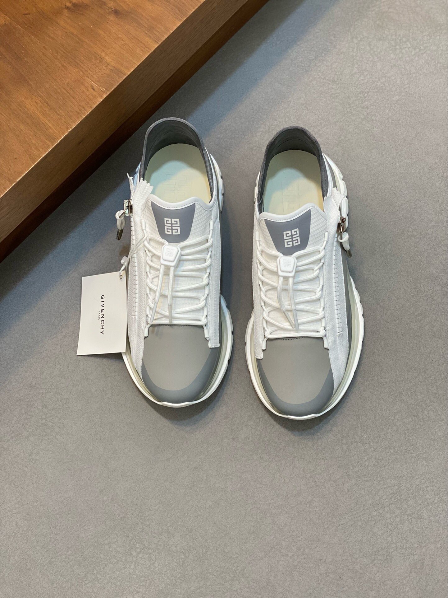 NO:217177,Brand GIVENCHY Color Original Color Number 39-44 Customized 38.45.46 Price Material Givenchy Top-level Original Product!  The upper of the high-quality sports shoes is made of cowhide spliced ​​fabric and breathable mesh fabric inner cowhide feet, original air cushion outsole, fashionable, simple and elegant style, versatile, Givenchy casual shoes, given, given, given, sneakers, cowhide19860909品牌GIVENCHY 颜色 原版配色 码数39-44定做38.45.46 价格 材质纪梵希顶级·原单货！精品好货运动鞋鞋面采用牛皮拼接布面料透气网布内里 牛皮垫脚 原版气垫大底 版型时尚简洁大方 百搭款,纪梵希休闲鞋,givenchy,givenchy,sneakers,cowhide,Men's shoes