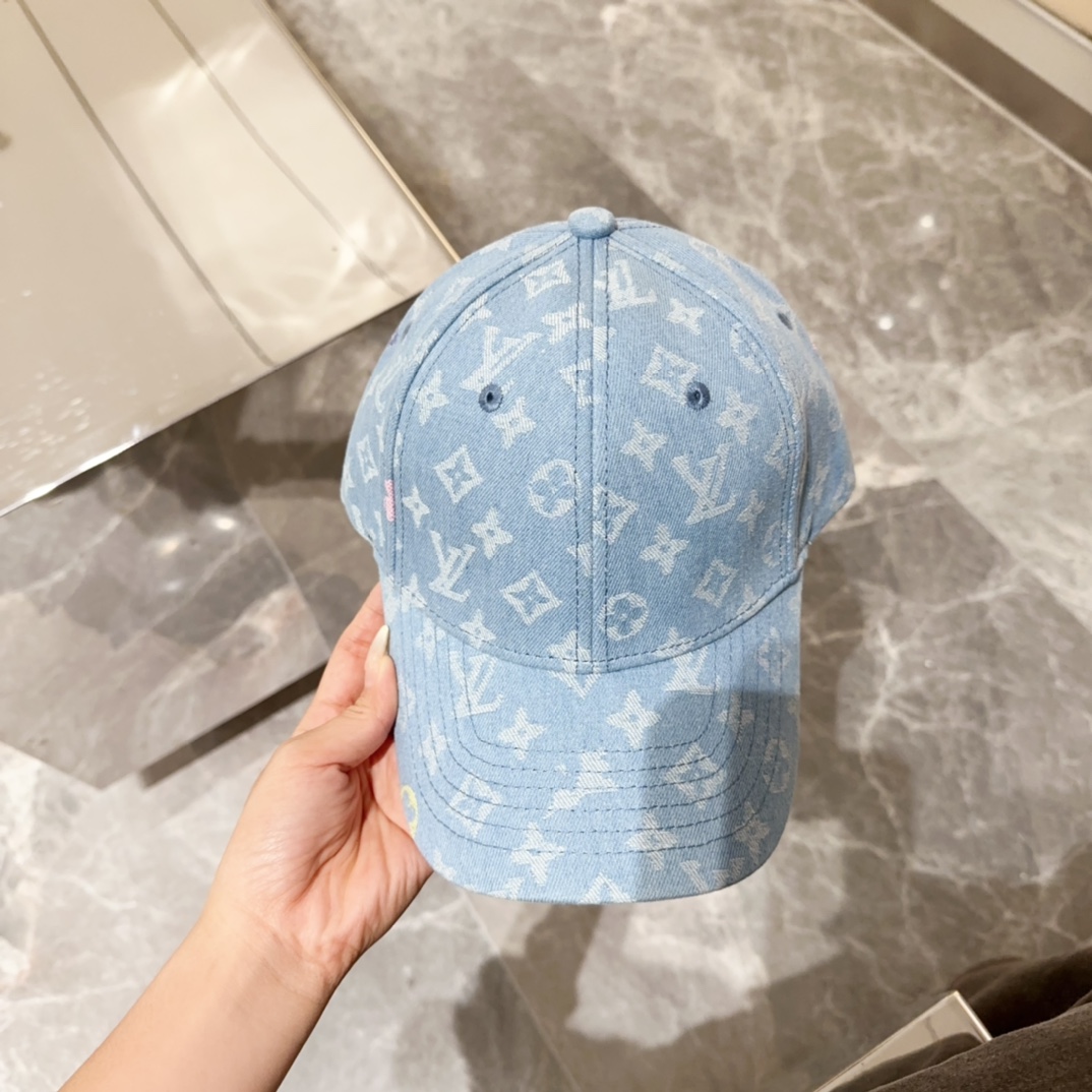 NO:220768,LV Louis Vuitton original single embroidered baseball cap light and breathable. Perfect style, exclusive physical shot, suitable hat for men and women, fisherman hat baseball cap knit hat, hat, louis vuitton, louis vuitton, espadrilles, hats19860909LV路易威登原单刺绣棒球帽 轻盈透气.完美版型,独家实物拍摄,男女适用帽子渔夫帽棒球帽针织帽,帽子,louis vuitton,louis vuitton,espadrilles,hats,hat
