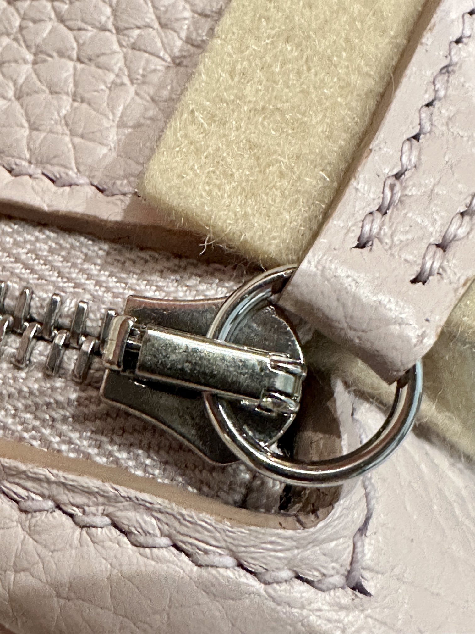 Hermes Lindy Light pink shoulder everyday