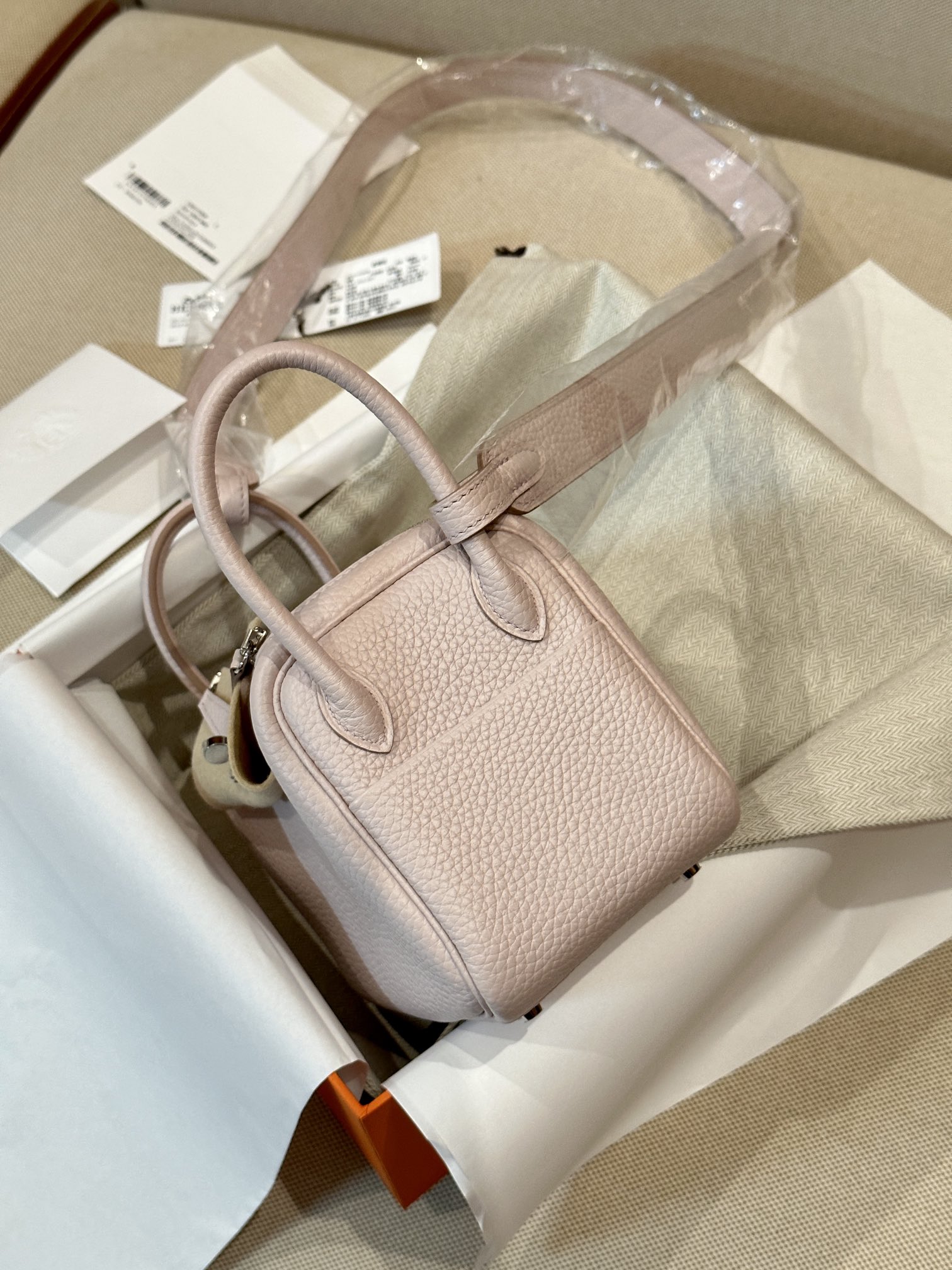 Hermes Lindy Light pink shoulder everyday
