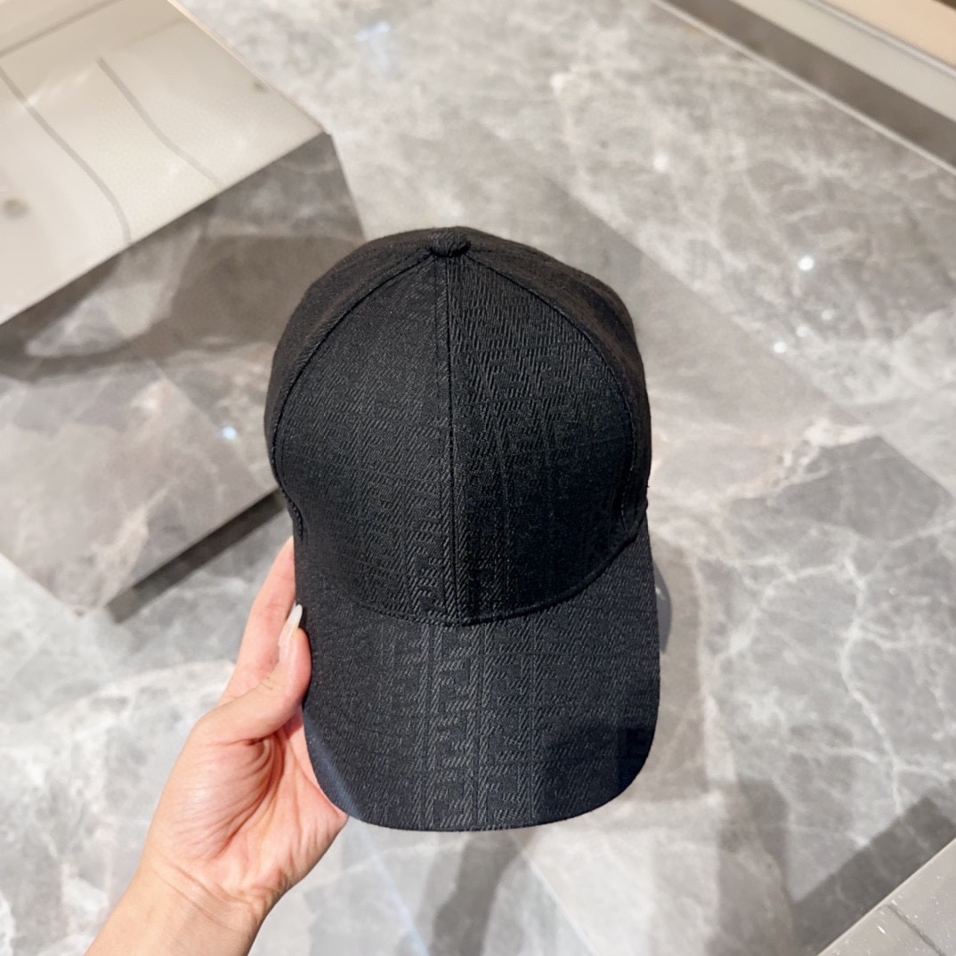 FENDI Fendi fashion baseball cap new style fashion trend like to see to receive oh 🥰 quality is great oh