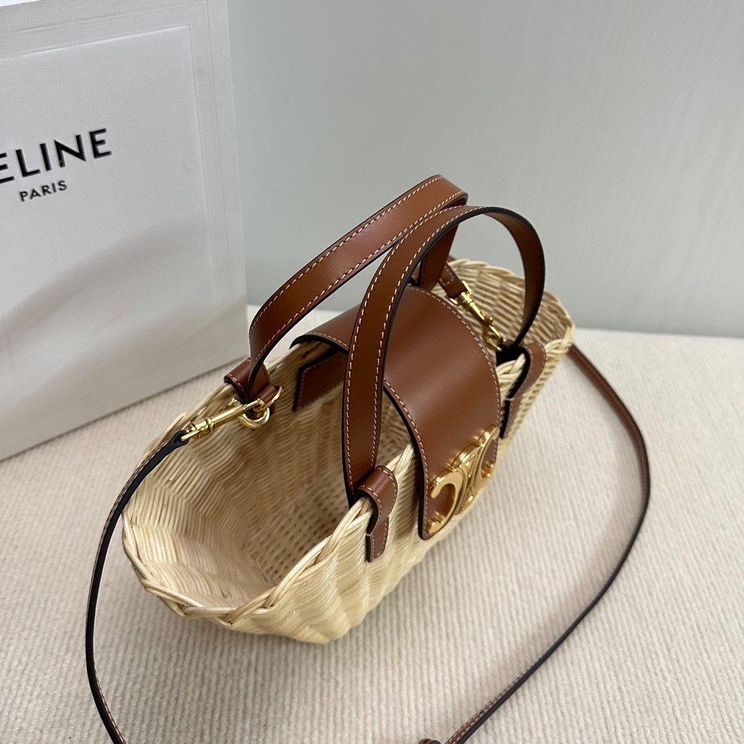 Celine Style Beige Leather Shoulder Bag style reference detail image 6 from source 719994