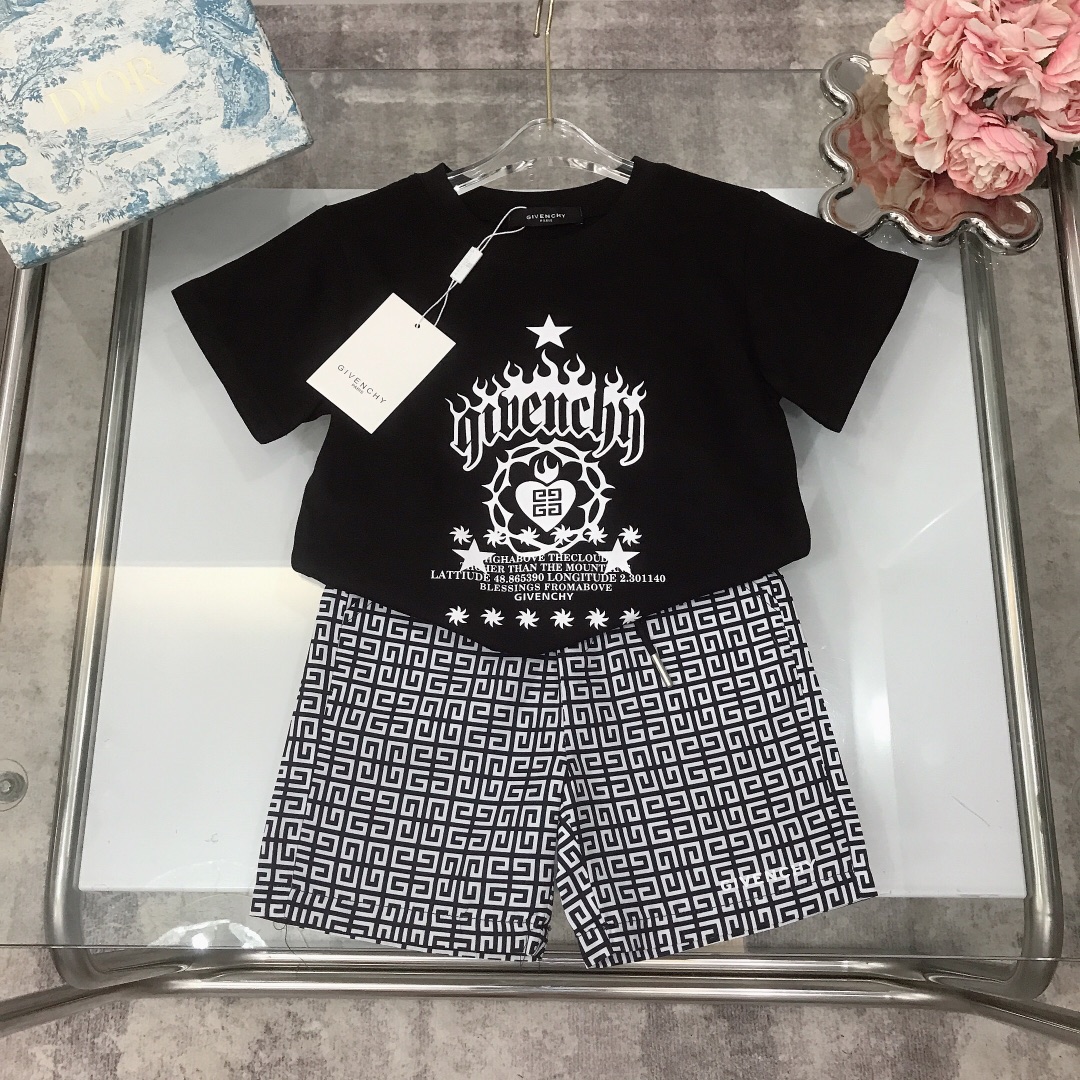 New Logo-Printed Round-Capped T-Shirts in Black and White, Sizes 100-150 CM #168 - 图片 2