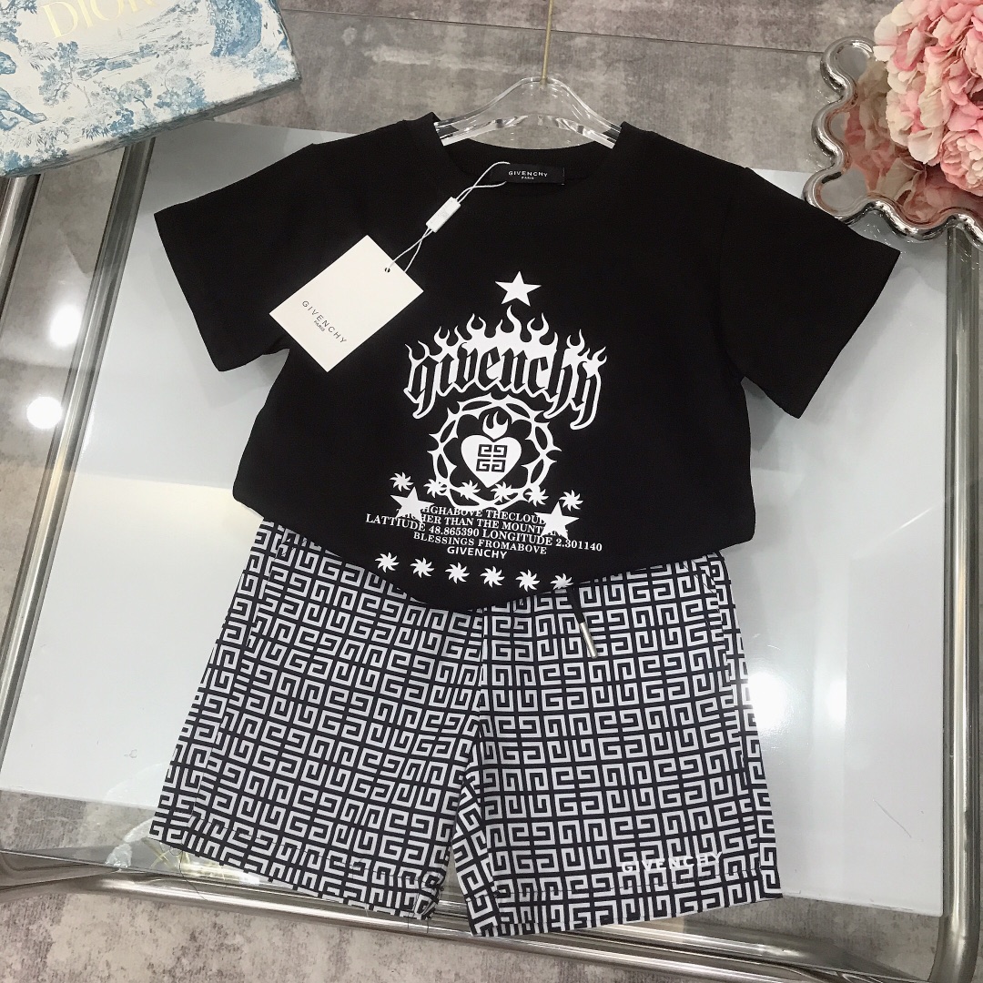 New Logo-Printed Round-Capped T-Shirts in Black and White, Sizes 100-150 CM #168 - 图片 3