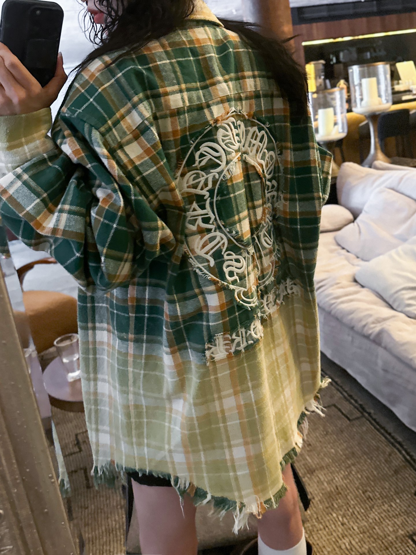 克罗心新款衬衫纯棉针织面料杂色混织工艺细节超棒下摆磨破处理后背重工贴布绣设计感十足宽松版型男女同款尺码S