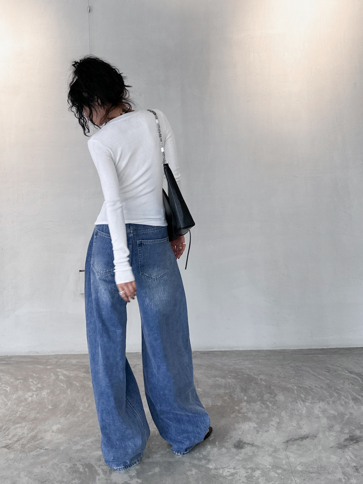 🌾NEW｜新款打底，纯棉面料，柔软透气上身舒适，高弹力坑条针织修身显瘦，整身镂空字母logo设计，尺码S