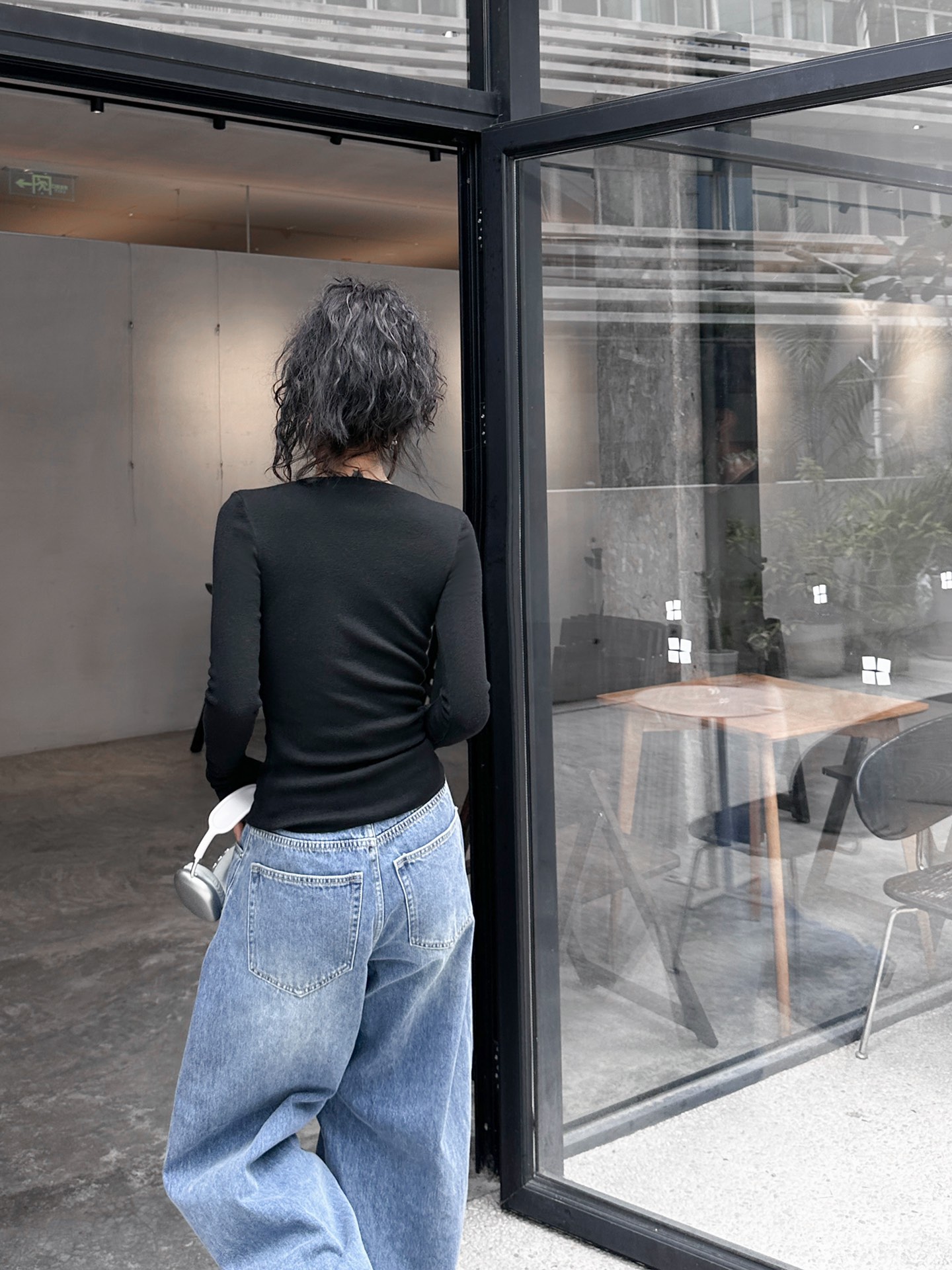 🌾NEW｜新款打底，纯棉面料，柔软透气上身舒适，高弹力坑条针织修身显瘦，整身镂空字母logo设计，尺码S