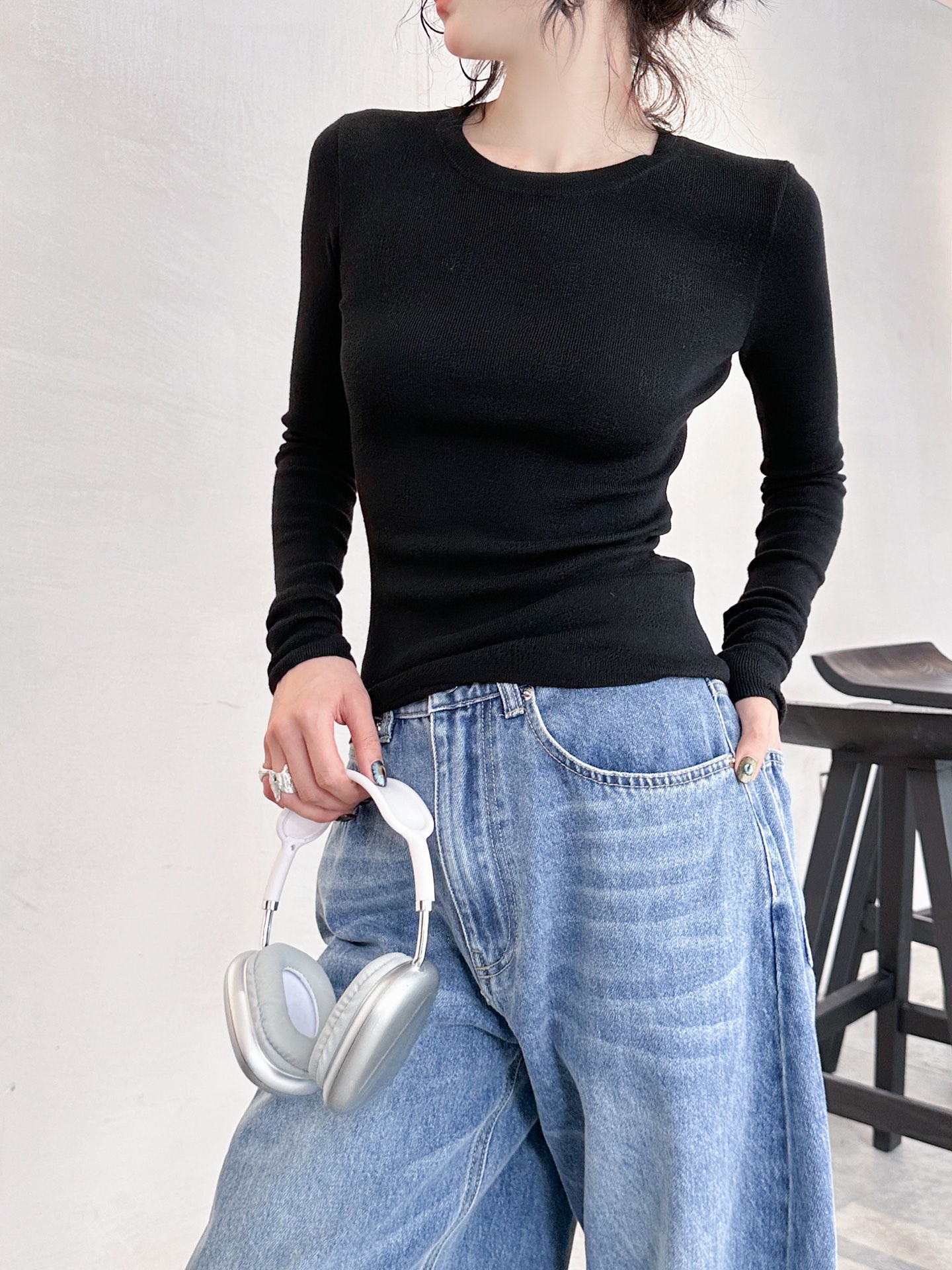 🌾NEW｜新款打底，纯棉面料，柔软透气上身舒适，高弹力坑条针织修身显瘦，整身镂空字母logo设计，尺码S