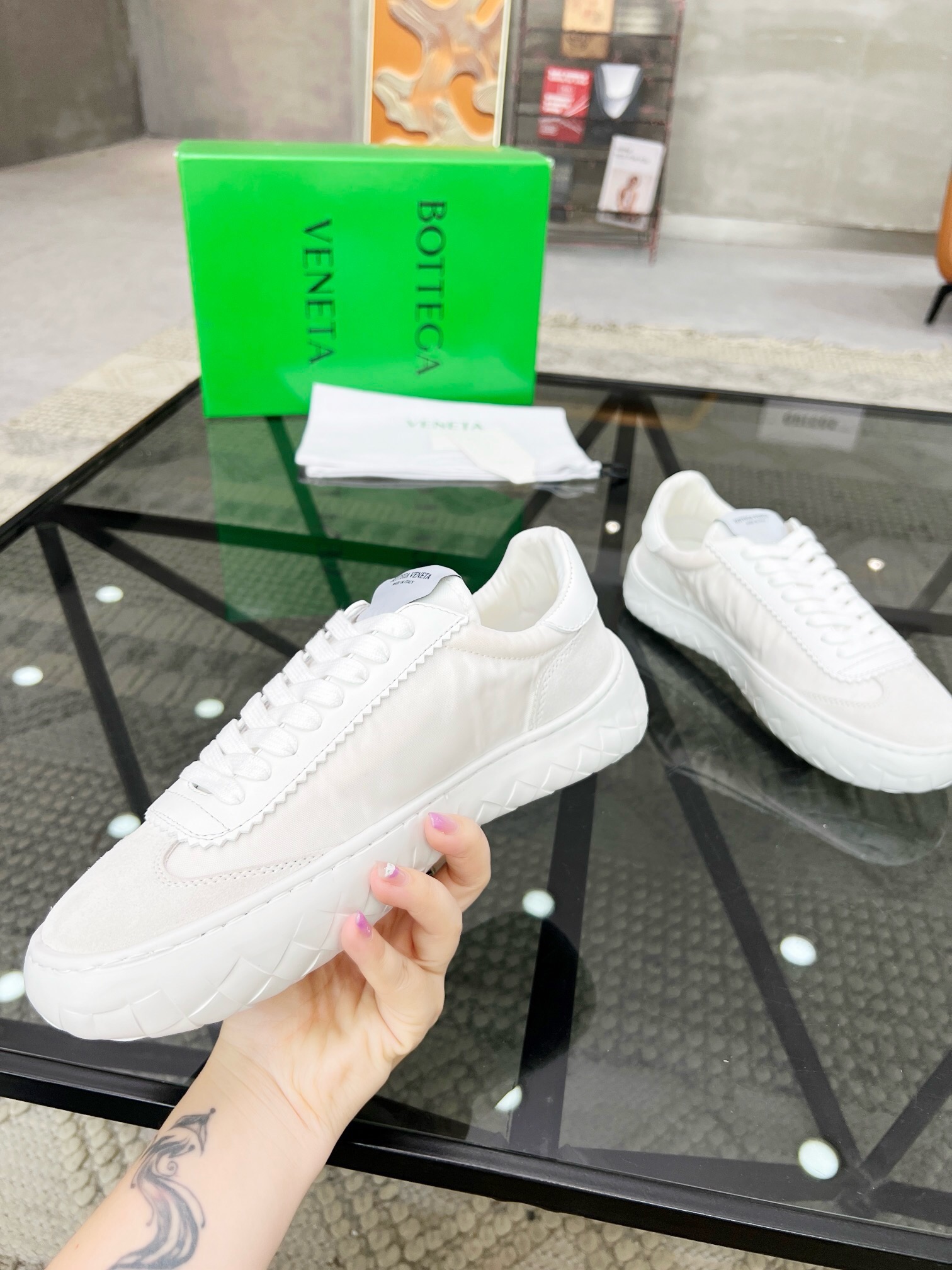 Bottega Veneta Shoe Collection crafted with premium materials and 4