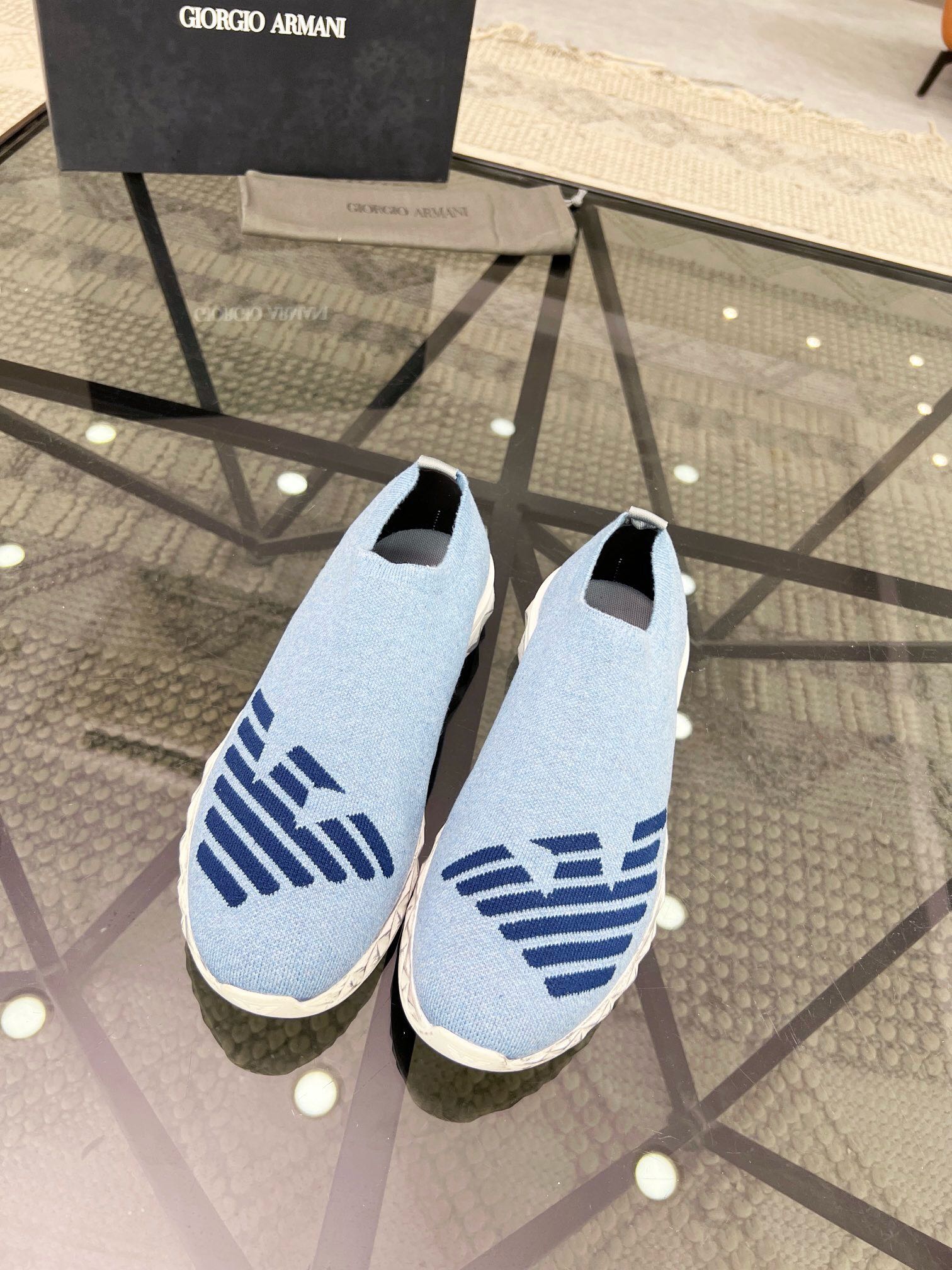 NO:217209,Brand ARMANI Color original color matching Number 39-44 Standard code Price Material Armani new style Casual shoes are boutique and are made of extremely high quality Upper using flying fabric Breathable mesh lining Mesh footbed Original combination sole Comfortable Soft Light sports, Armani Casual shoes, Armani, Armani19860909品牌ARMANI 颜色原版配色 码数39-44标准码 价格 材质阿玛尼新款 休闲鞋精品打造极高质量 鞋面采用飞织面料 透气网布内里 网布垫脚 原版组合大底 舒适 柔软 轻便运动,阿玛尼 休闲鞋,armani,armani,Men's shoes