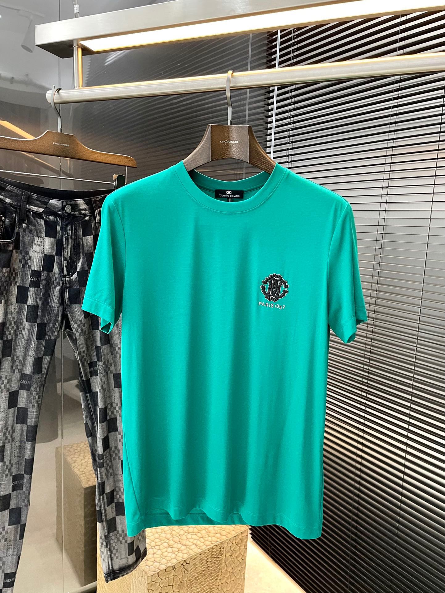Roberto Cavalli Men's Slim Fit Short Sleeve T-Shirt | Lightweight & Breathable 2 i1722312244 1467 0