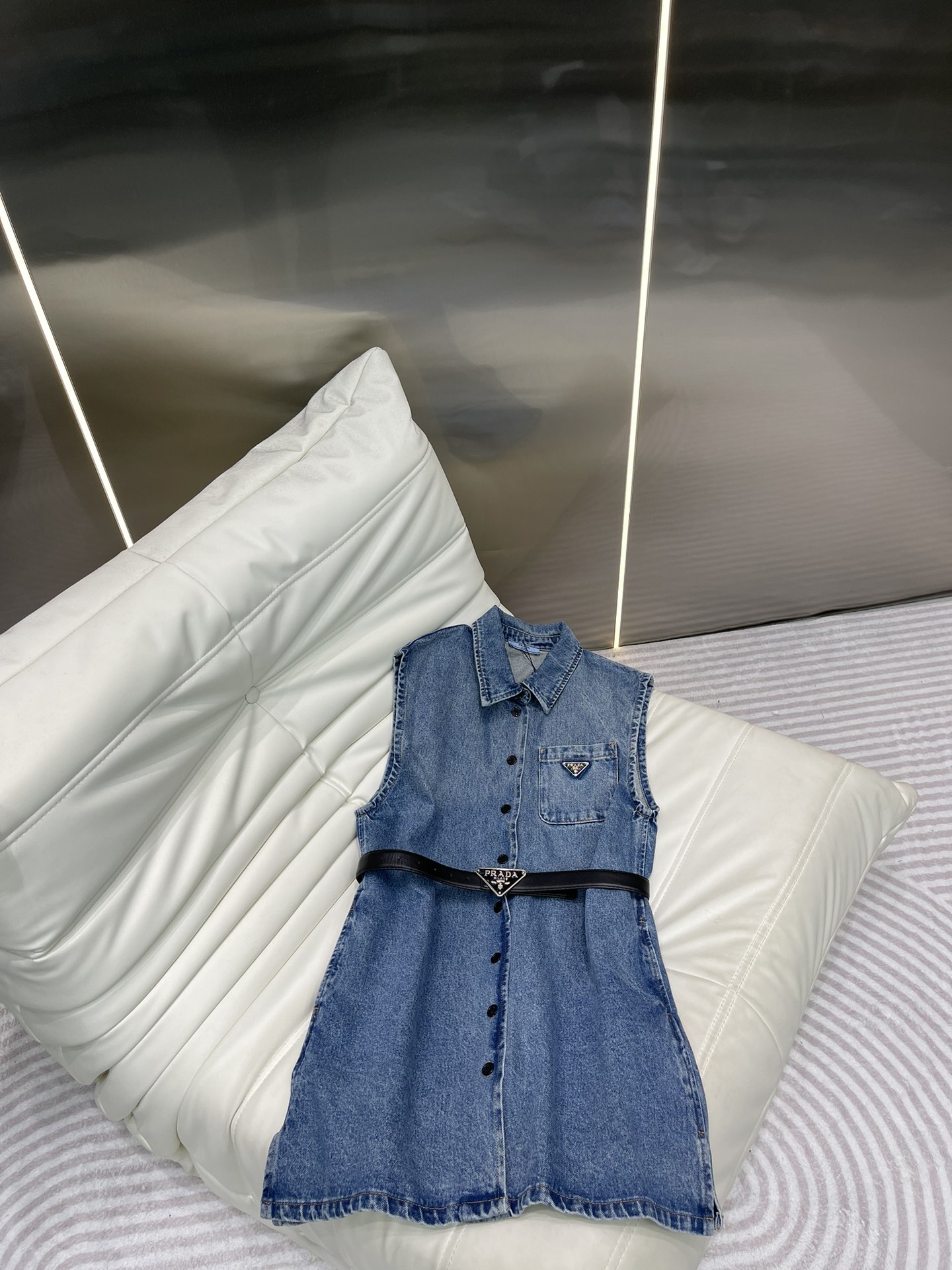 Prada Vêtements Robes Débardeur Bleu Denim bleu Coton Tissu de coton Vintage