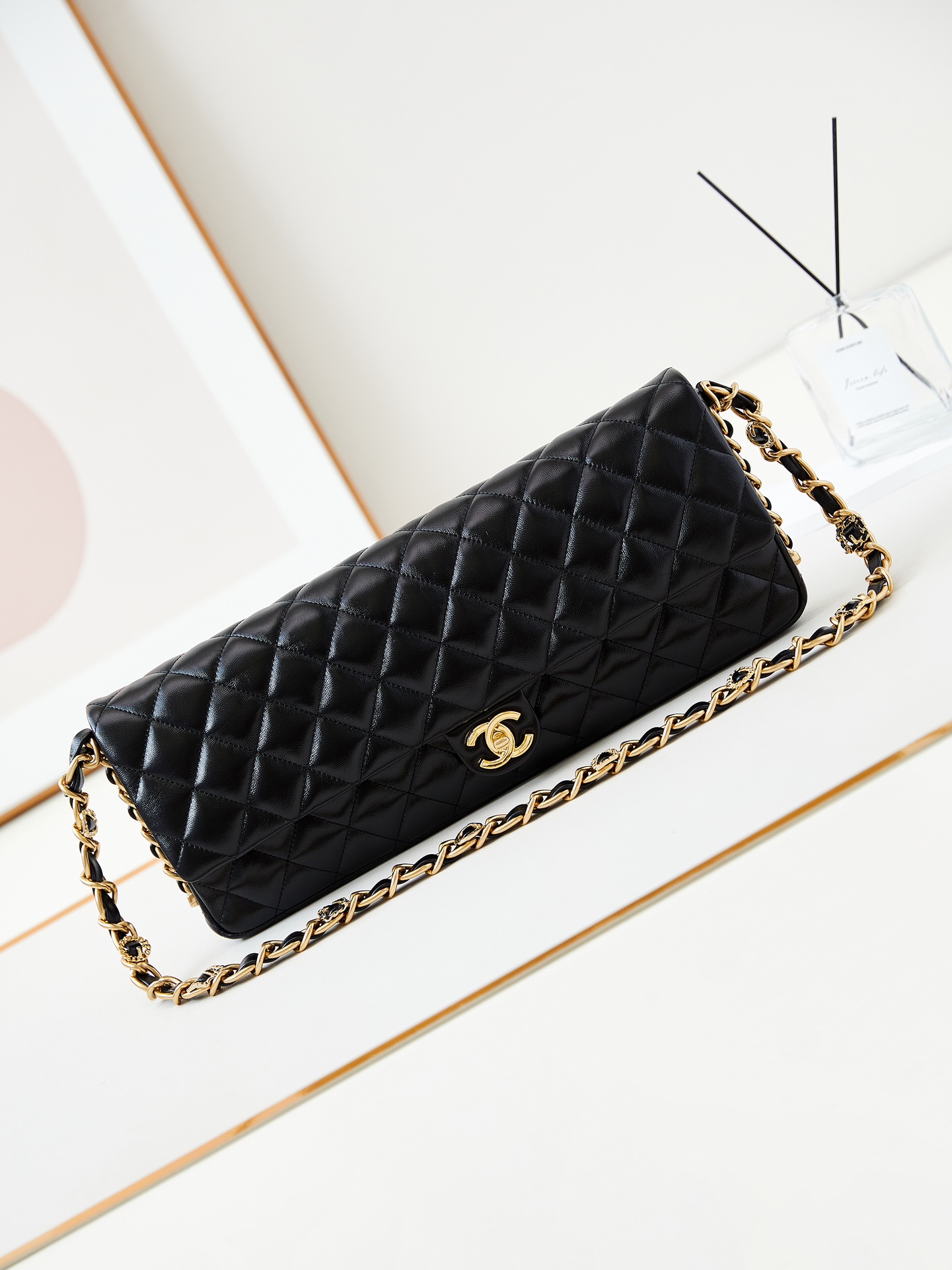 Chanel Bolsos de embrague Piel de oveja Vintage Cadena