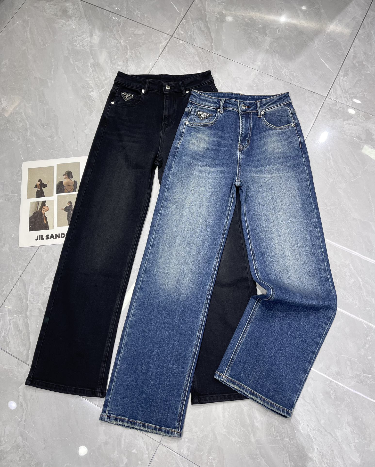 Puoi acquistare knockoff
 Prada Abbigliamento Jeans Nero Blu Cotone Denim Cuoio genuino Collezione Autunno/Inverno Vintage