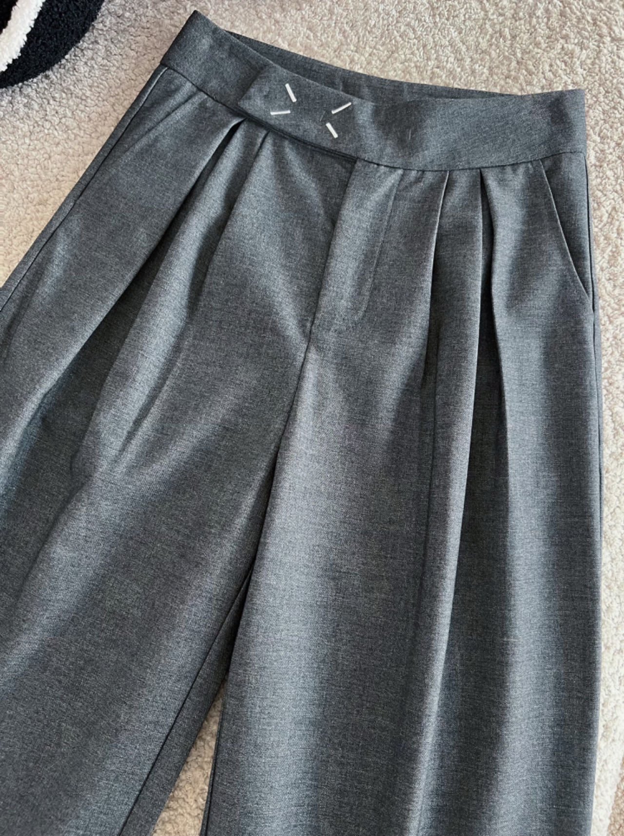 2024 New Explosion: High-end Women’s Suit with Horse Armor Detail - 图片 8