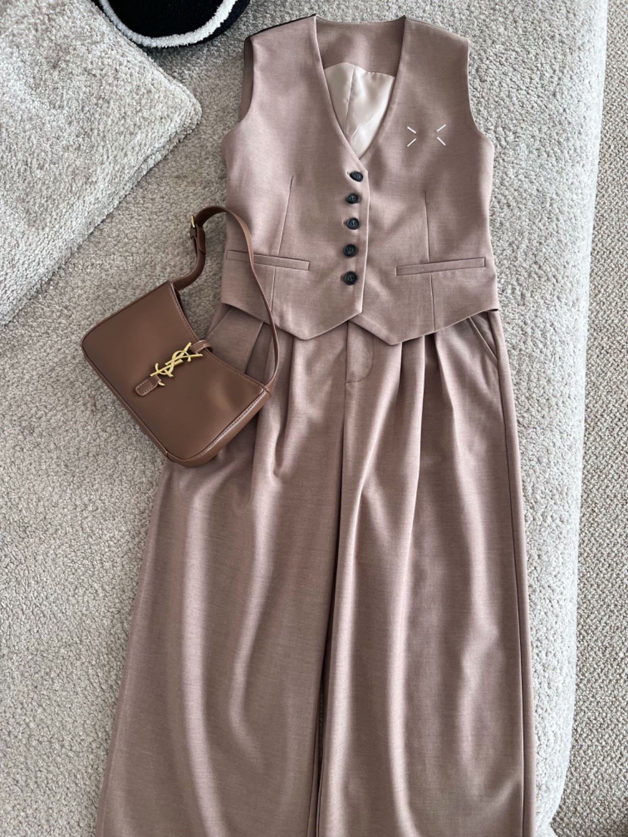 2024 New Explosion: High-end Women’s Suit with Horse Armor Detail - 图片 5