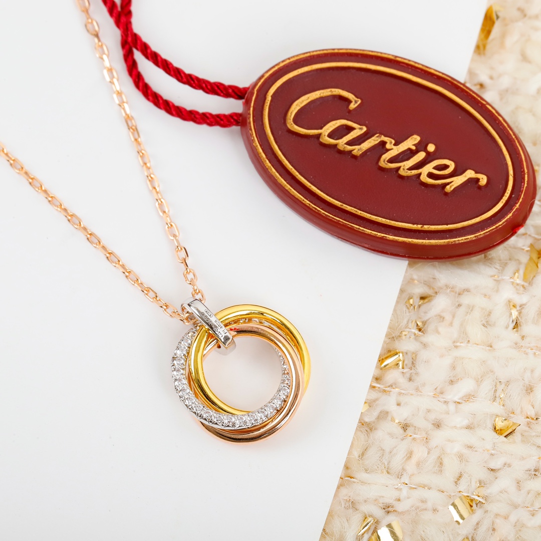 [Cartier Jewelry]Design a Trinity tricolor gold ring From then on, it became a