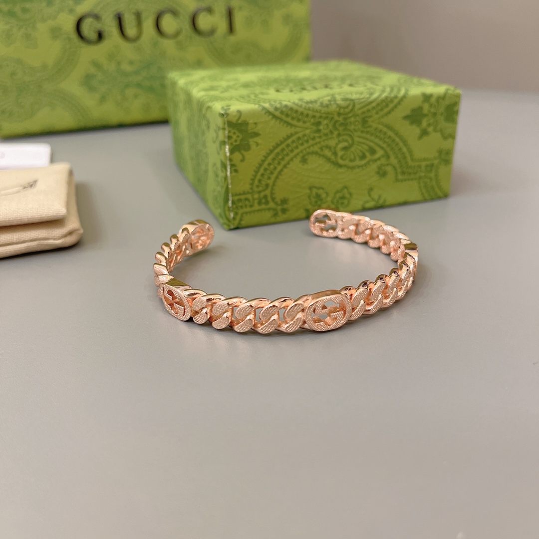 NO:112823,Gucci latest model Gucci counter hits factory direct sales original one to one replica Gucci rose gold bracelet, jewelry boutique, gucci, bracelet19860909古驰最新款 古驰专柜爆款 厂家直销 原版一比一复刻 古 驰 玫瑰金手镯,饰品精品,gucci,bracelet,Jewelry