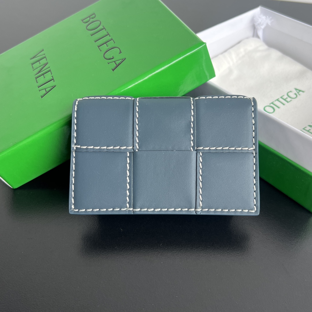 High Quality 1:1 Replica
 Sale
 Wallet Card pack Weave Silver Hardware Lambskin Sheepskin Spring/Summer Collection