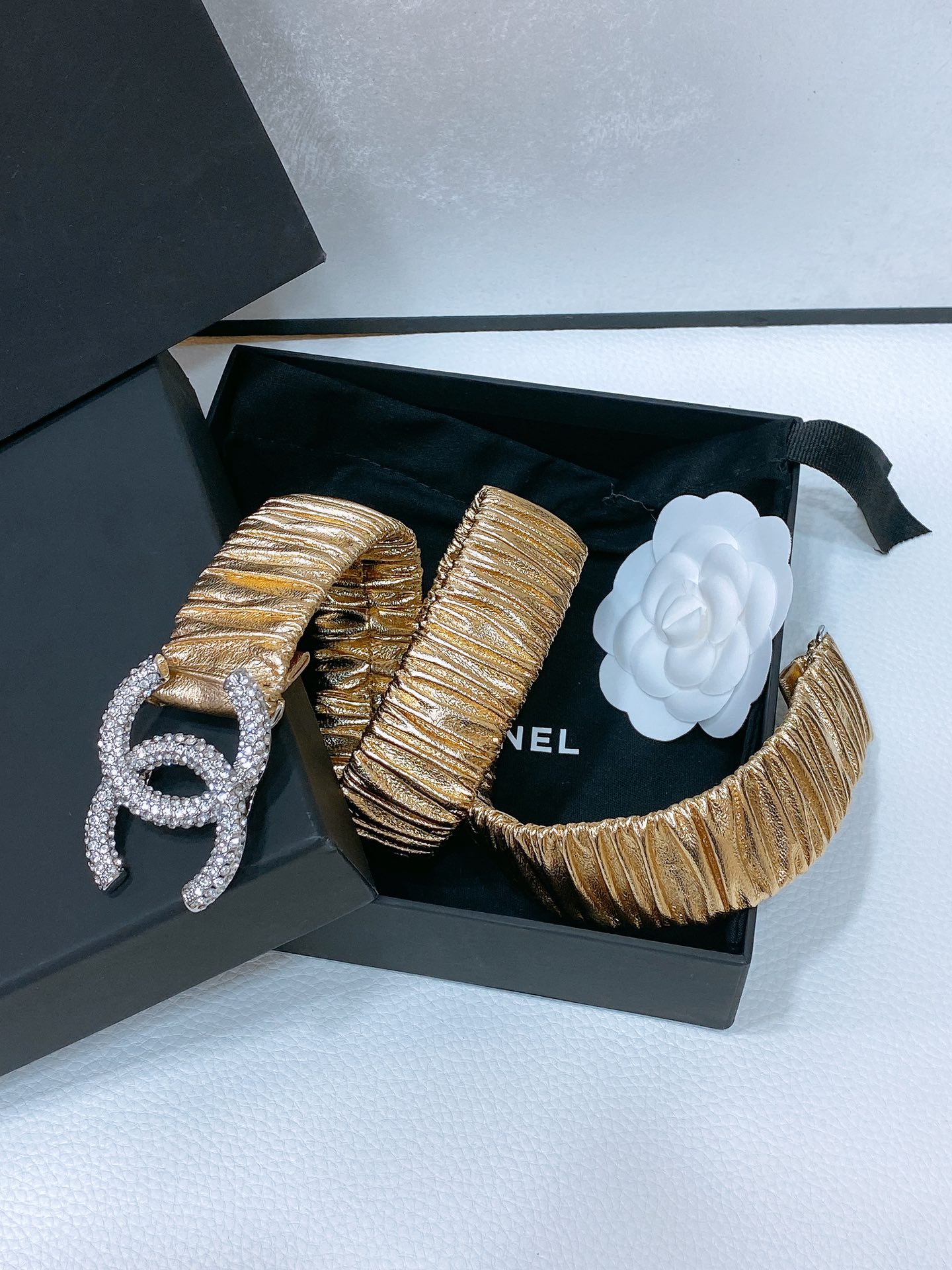 chanel24ccc水钻黄铜logo扣小牛皮银色金属与金色金属3.0cm精品弹力十足百搭优雅码数含扣S