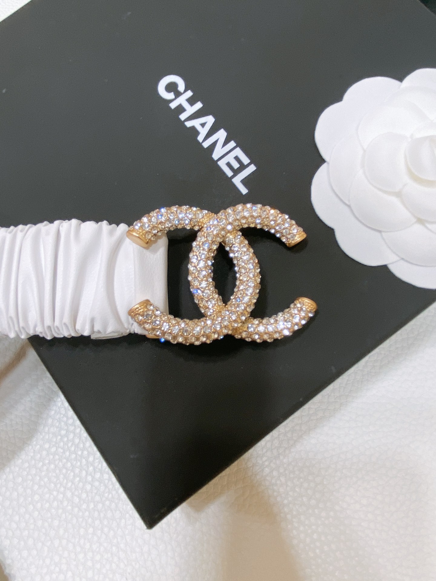 chanel24ccc水钻黄铜logo扣小牛皮银色金属与金色金属3.0cm精品弹力十足百搭优雅码数含扣S