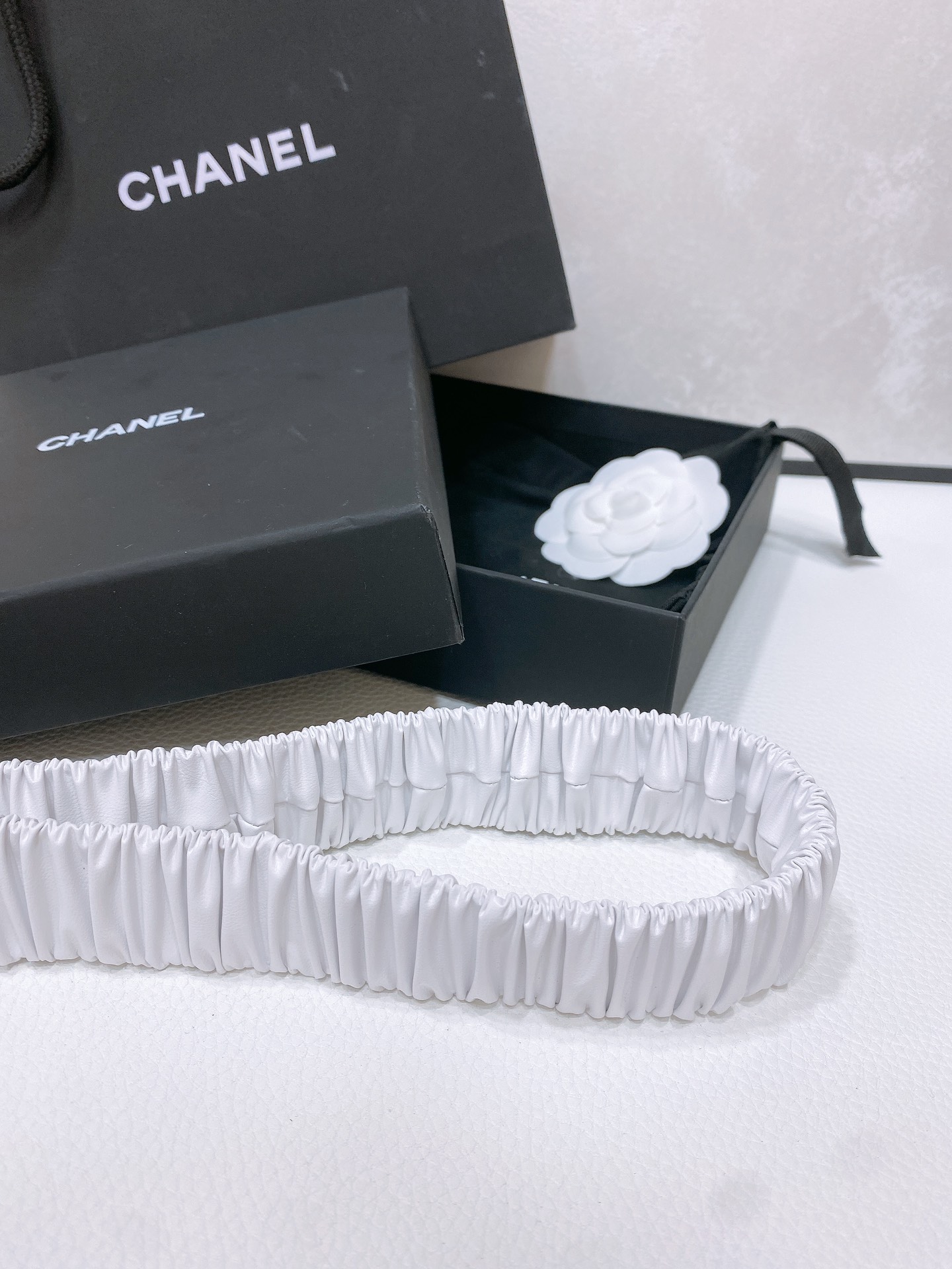 chanel24ccc水钻黄铜logo扣小牛皮银色金属与金色金属3.0cm精品弹力十足百搭优雅码数含扣S