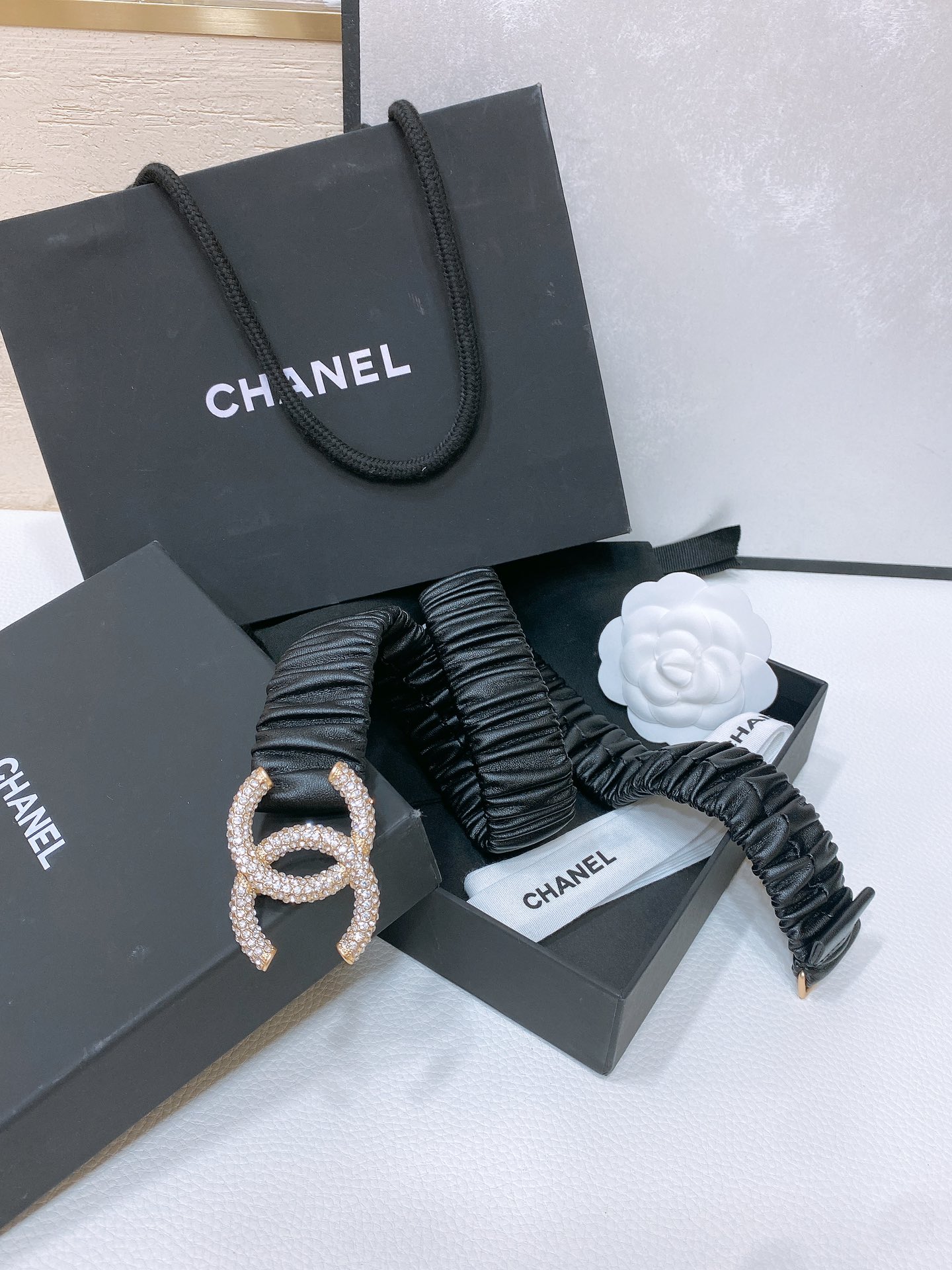 chanel24ccc水钻黄铜logo扣小牛皮银色金属与金色金属3.0cm精品弹力十足百搭优雅码数含扣S