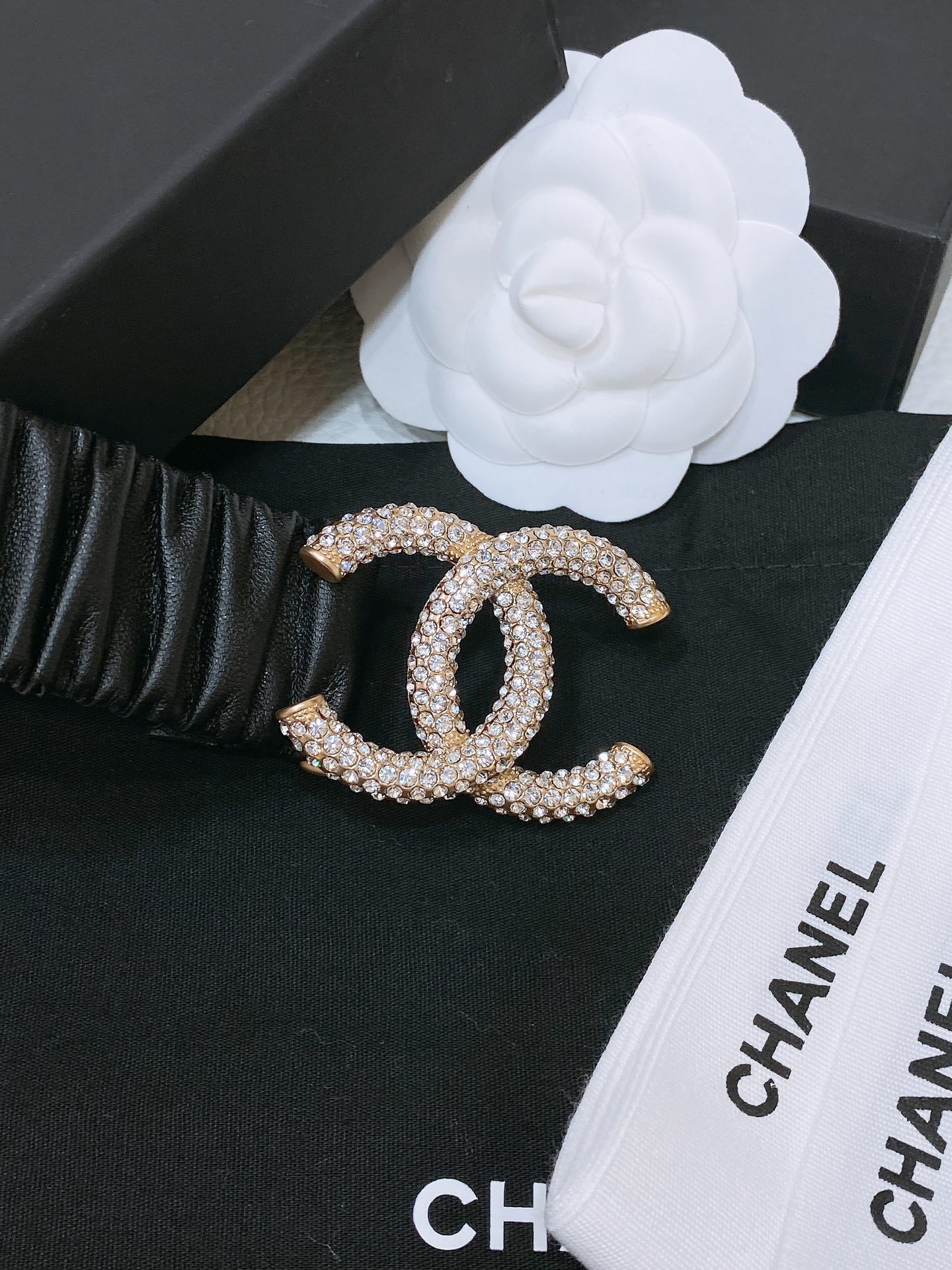 chanel24ccc水钻黄铜logo扣小牛皮银色金属与金色金属3.0cm精品弹力十足百搭优雅码数含扣S