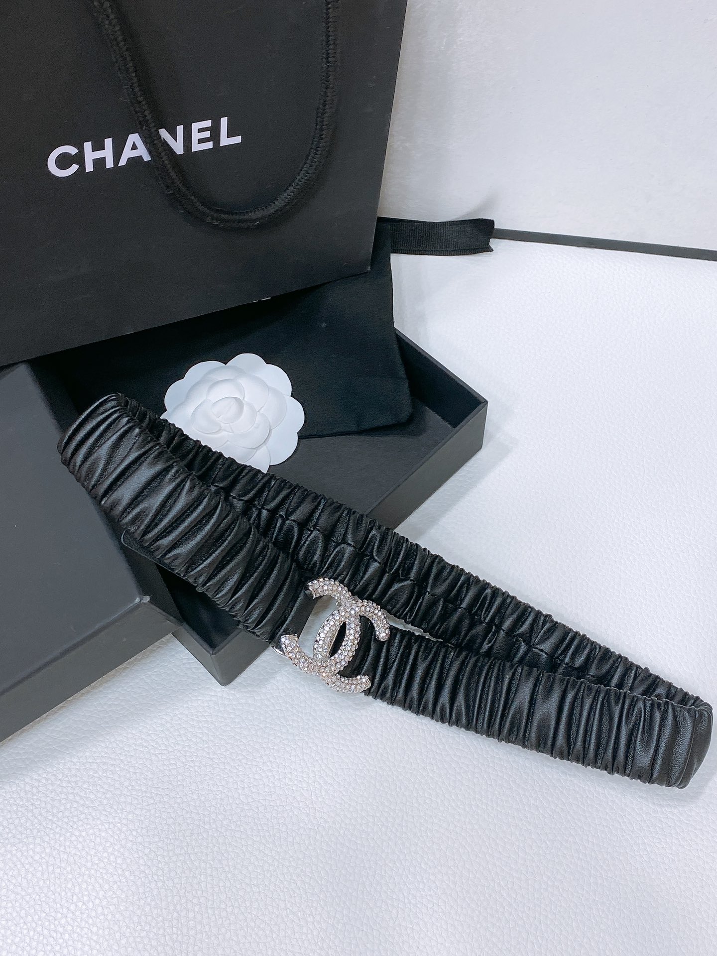 chanel24ccc水钻黄铜logo扣小牛皮银色金属与金色金属3.0cm精品弹力十足百搭优雅码数含扣S