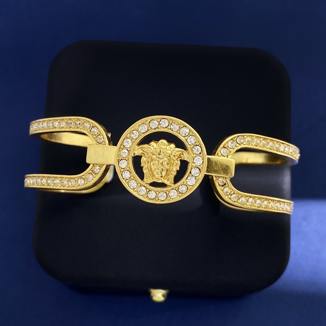 Versace Red and White Double-Edged C-Shaped Bronze Bracelet with 1.56 cm Width - 图片 6
