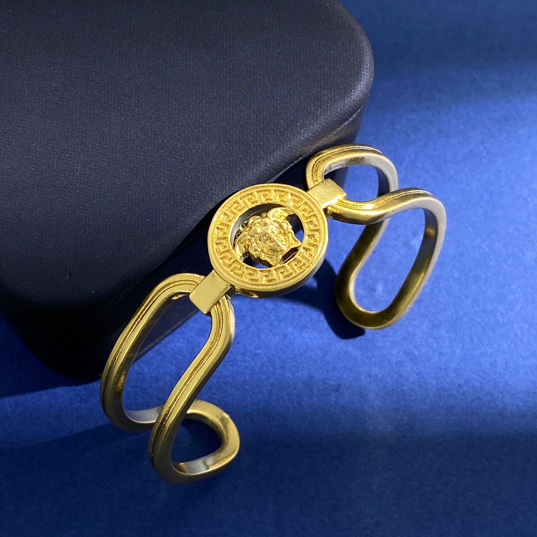 Vintage Versace Bronze Medusa Head Cuff Bracelet, 1.56 cm Wide - 图片 6
