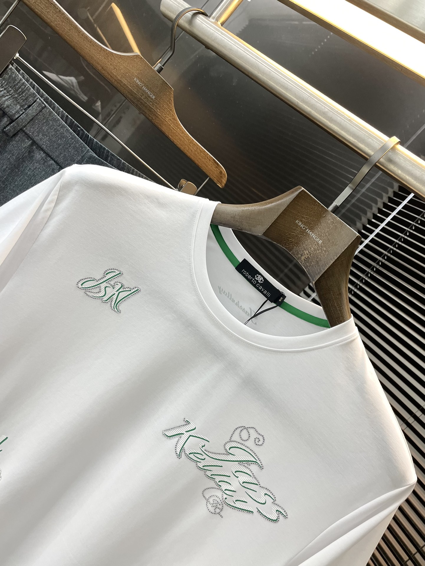 ZILLIMARK Cavalli White Short Sleeve T-Shirt - Spring/Summer Collection 3 i1722740384 1048 1