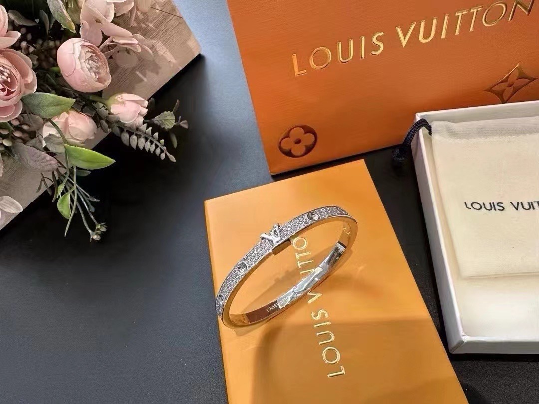 Louis Vuitton Juwelen Armbänder Hochwertige Anpassung
 Gold Rose Roségold Alle Stahl