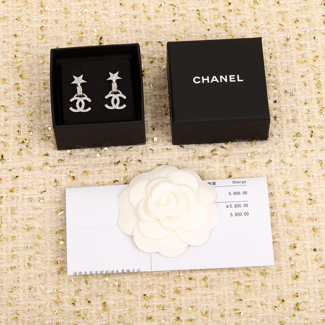 Chanel Impecable
 Joyas Pendiente