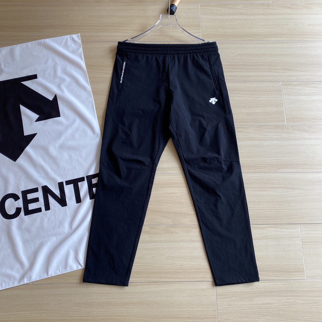 🖤主图
品质长裤🆕🖤DESCENTE/迪桑特2024年秋季户外男士速干挺阔版型梭织运动长裤
户外速干机能