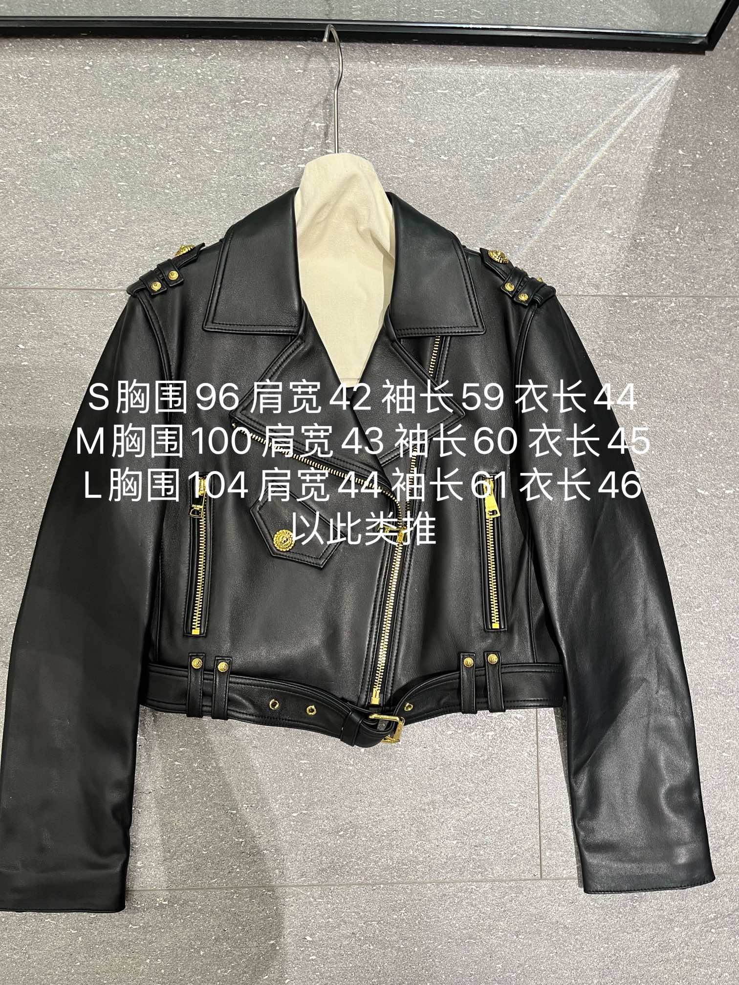 NO:721743,Size S- Xl, loose fit, black and white, Balmain-clothing, balmain,19860909尺寸S- Xl,宽松版型,黑白两色,巴尔曼-服装,balmain,,Women's clothing
