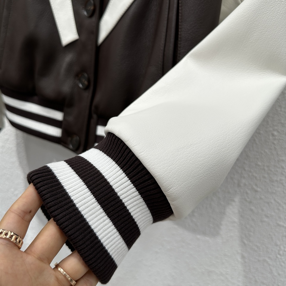 High-Quality Dust-Proof Female Suit with Exclusive Baseball Jacket – New Fall-Winter Collection - 图片 5