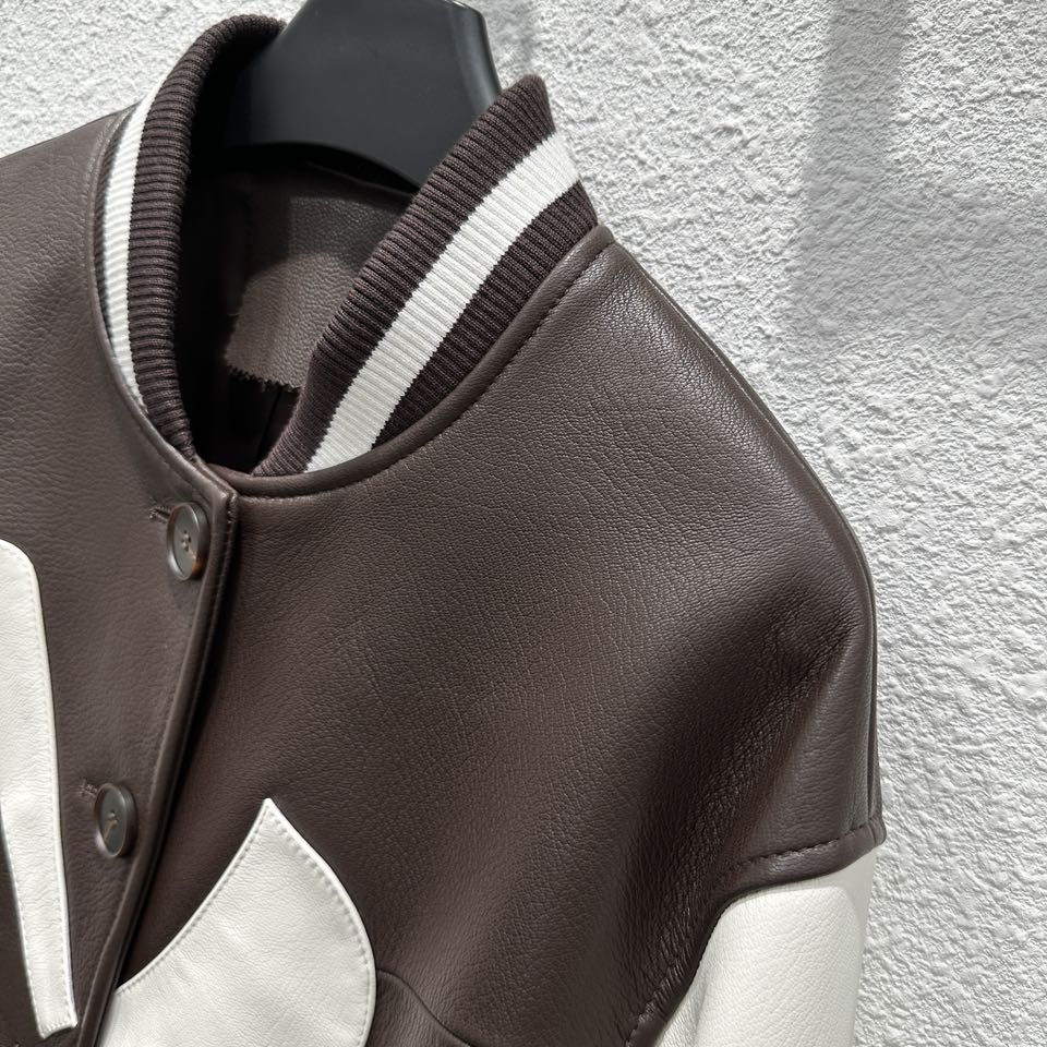 High-Quality Dust-Proof Female Suit with Exclusive Baseball Jacket – New Fall-Winter Collection - 图片 6