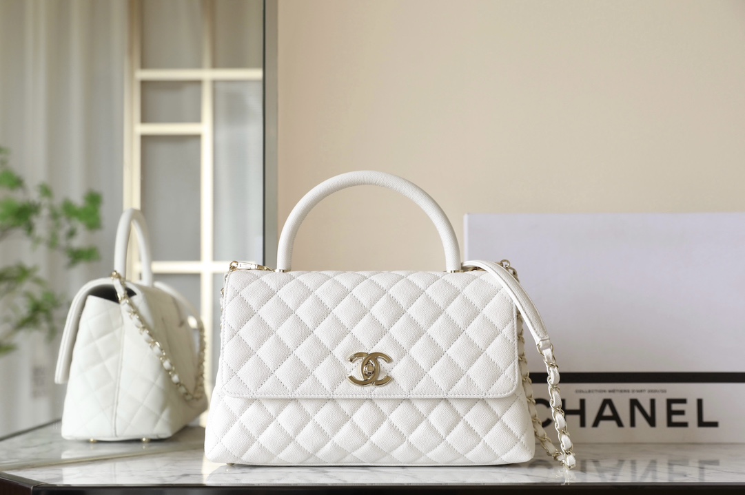 Chanel Classic Flap Bag Fashion
 Crossbody & Shoulder Bags White Gold Hardware Cowhide