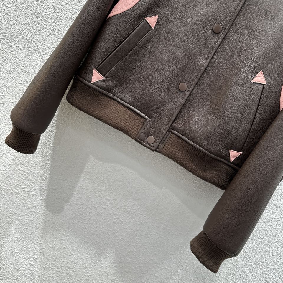 High-Quality Female Baseball Suit with Dust-Proof Bag and Exclusive Design – Perfect Fit and Fashionable - 图片 4