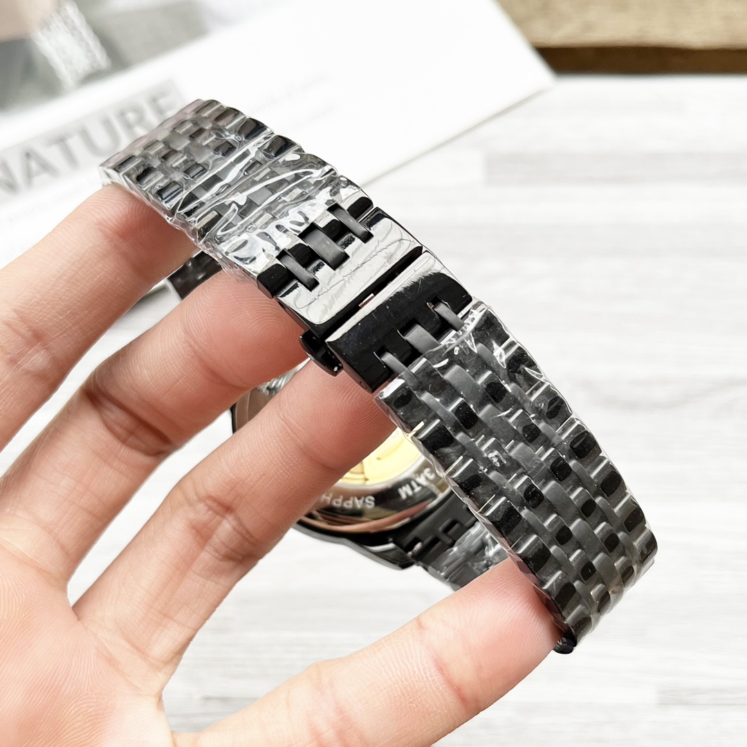 Fashionable Modern Art Watch with Unique Design and High Functionality - 图片 9