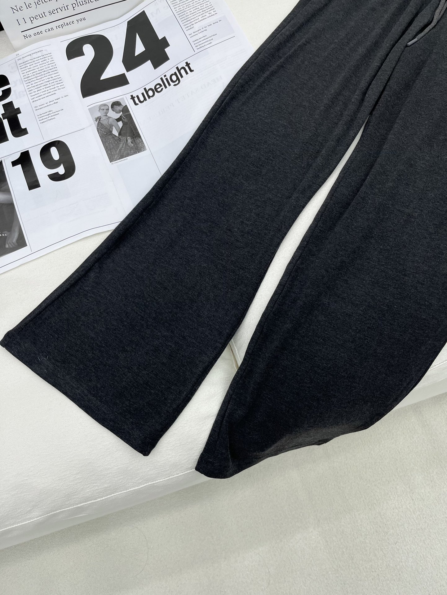 2024 New Collection: High-Quality Women’s Suit in Dark Gray, Customizable, Exclusive Design - 图片 7