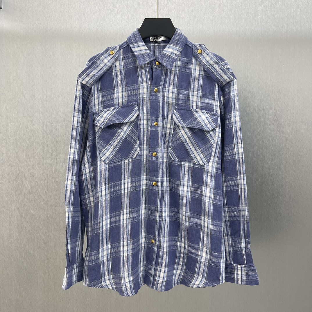 🧧CE*INE Camisa tipo abrigo de franela a cuadros. Tallas: 36-42. Corte holgado, cuello de bata, 2 bolsillos de parche e…