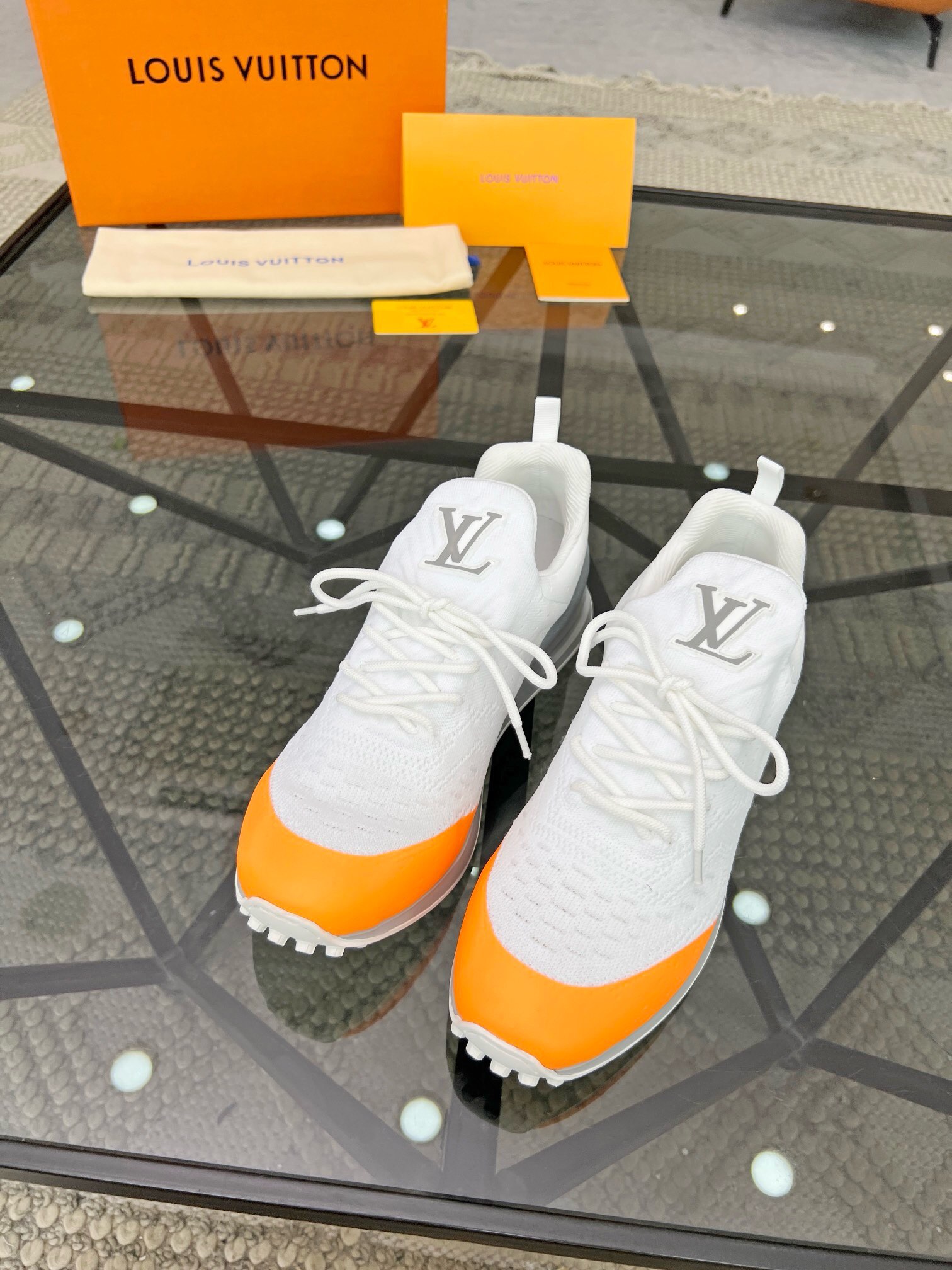 NO:217505,Brand LOUIS VUITTON original color matching code number 38-44 customized 45 price material Louis Vuitton new style casual shoes!  Original single-quality Labon craft upper adopts original flying woven breathable mesh cloth inner style. Simple and atmospheric original LV ultra-light sole, Louis Vuitton, louis vuitton, louis vuitton, louis vuitton, louis vuitton19860909品牌LOUIS VUITTON 颜色原版配色 码数38-44定做45 价格 材质路易威登新款 休闲鞋！原单品质拉邦工艺鞋面采用原版飞织透气网布内里版型时尚 简单大气原版LV超轻大底,路易威登,louis vuitton,louis vuitton,louis vuitton,Men's shoes