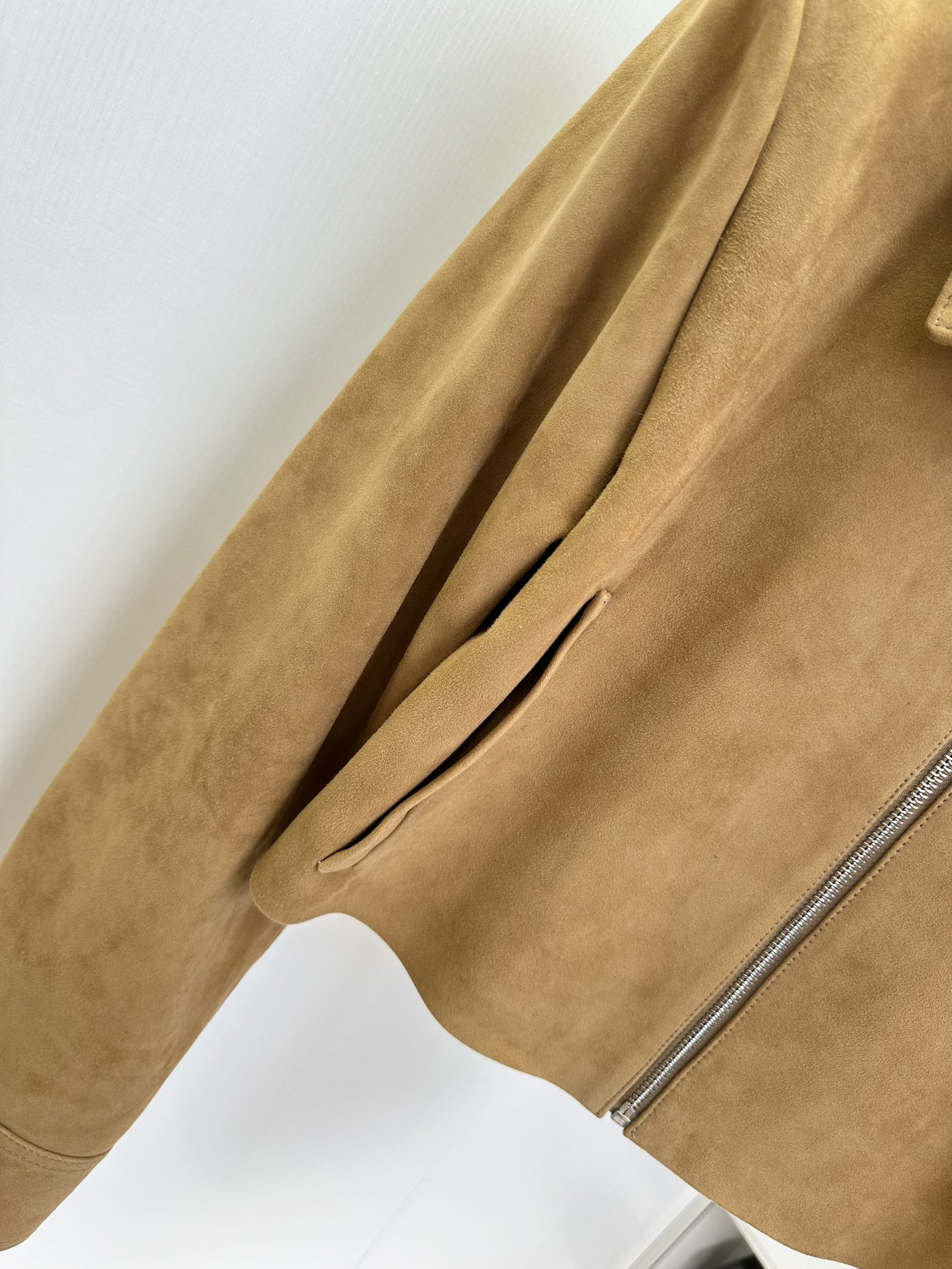 Miu Miu Brown Leather Cropped Jacket with Zip Closure 5 i1723273633 9593 3