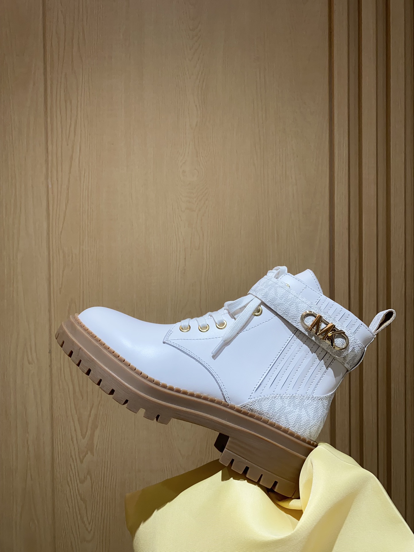 2024 Michael Kors Martin Boots: Cow Skin, Sheep Interior, Slide-Proof Base. - 图片 9